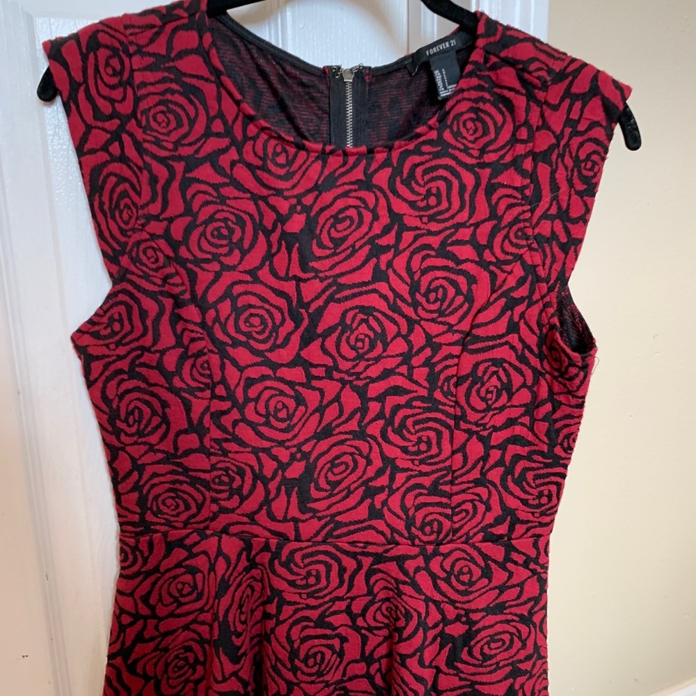 Rose bud top